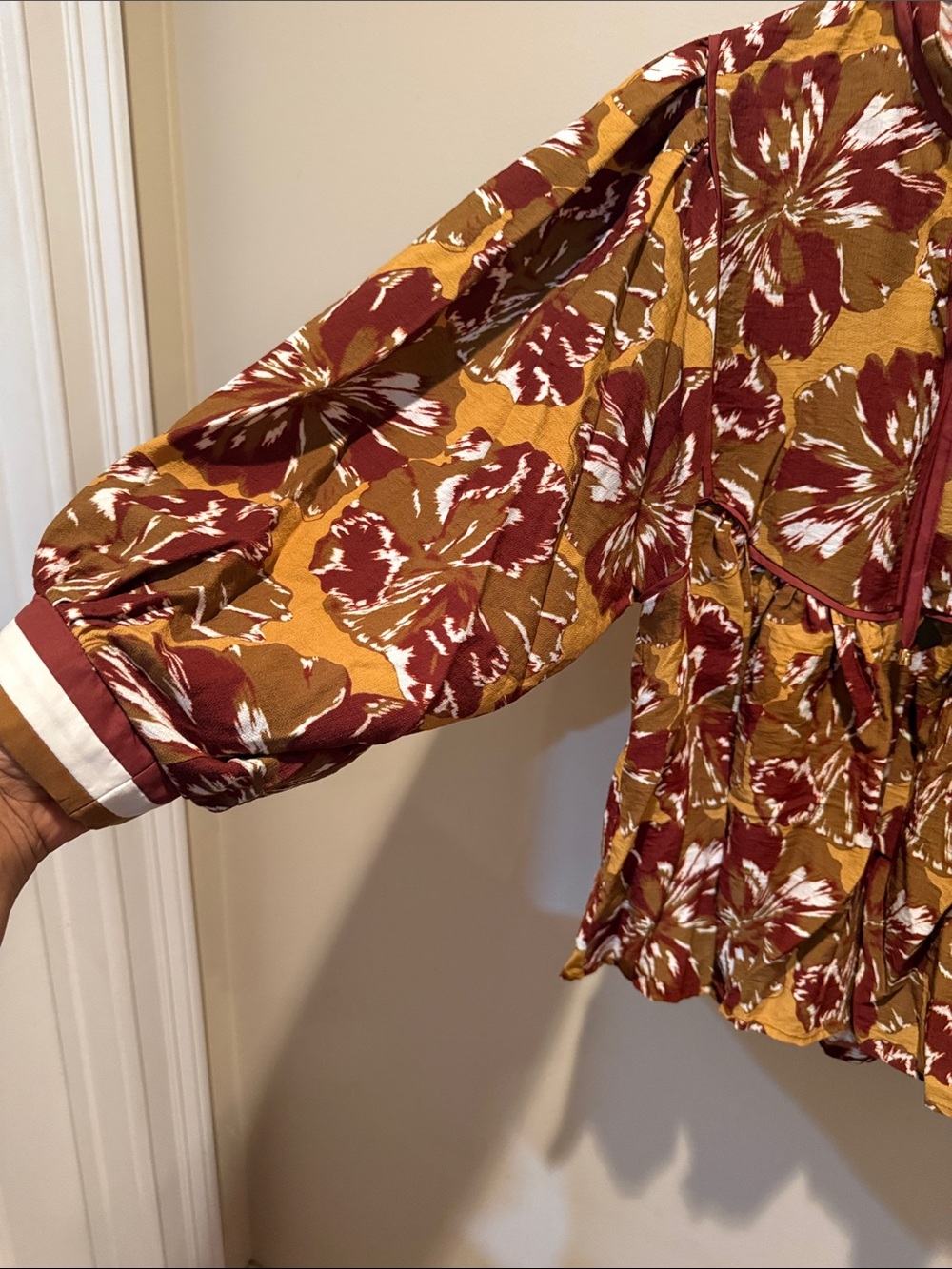 entro Floral Blouse in Rust, Mustard & Cream (worn once!) - Picture 6 of 7